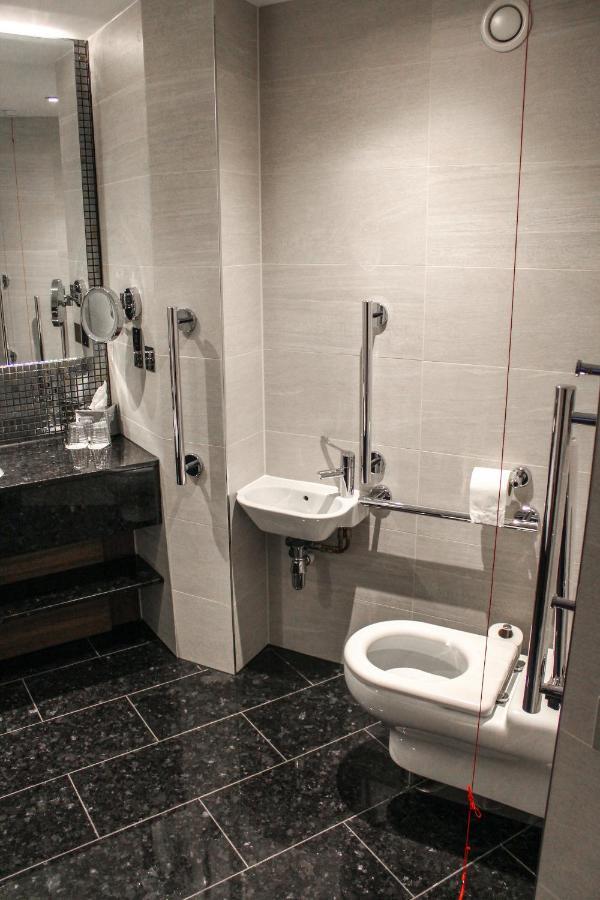 Crowne Plaza London Heathrow T4 By Ihg Hotel Hillingdon Exterior foto